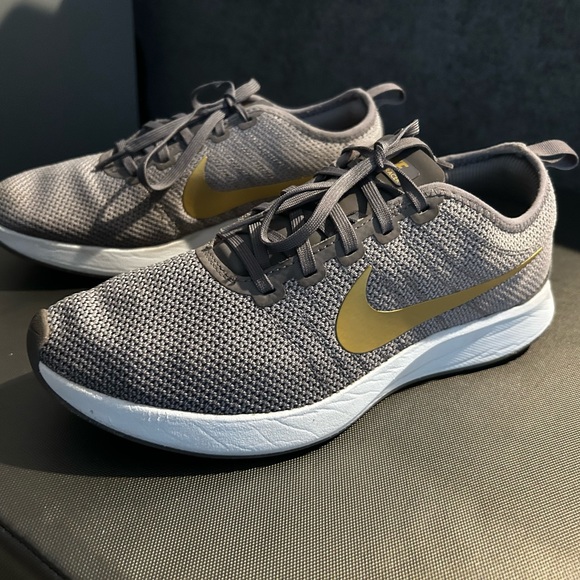 Nike Dualtone Racer Sneakers - Picture 2 of 8